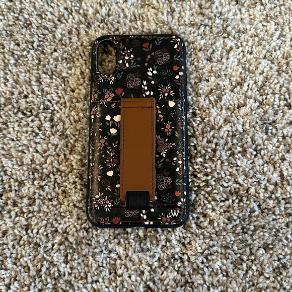 walli phone case - Picture 1 of 2